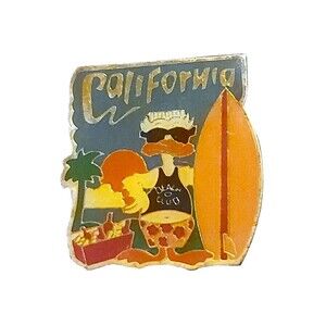 Vintage Gift Creations Inc California Duck Beach Club Enamel Gold Tone Magnet